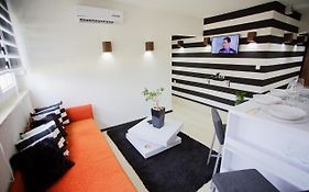 Mokaa Apartment